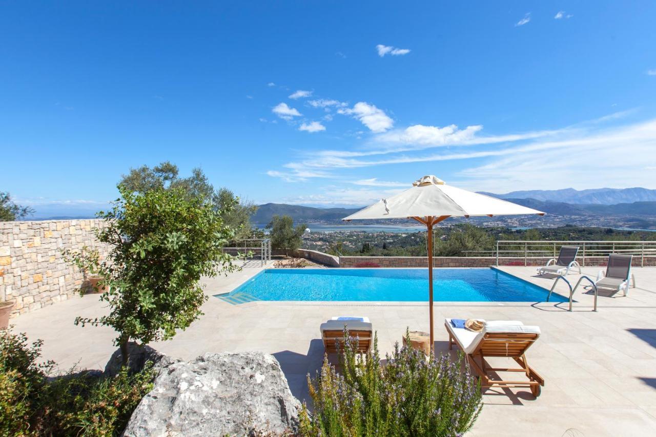 Alivia Lefkas Luxury Villas Apolpaina Luaran gambar