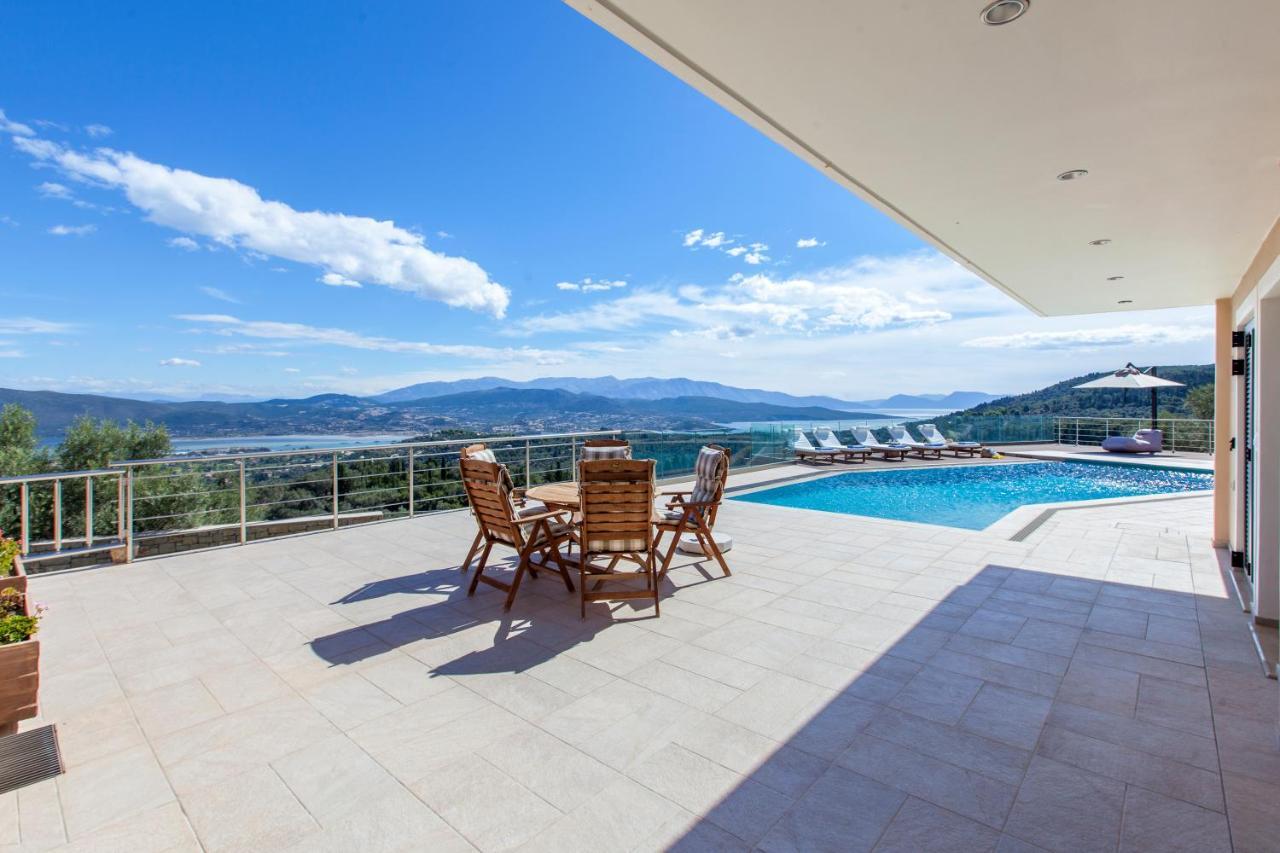 Alivia Lefkas Luxury Villas Apolpaina Luaran gambar